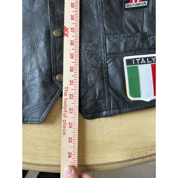 Men's Black Leather Motorcycle Biker Vest with LIVE to Ride Patch Size 46-48 - Picture 6 of 14